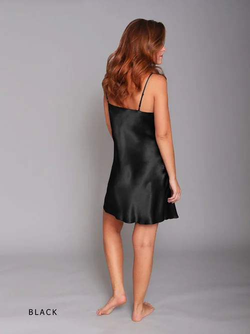 Linda Hartman Classic Silhouettes Chemise