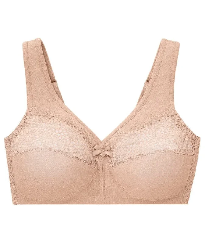 glamorise-magiclift-moisture-control-bra-cafe