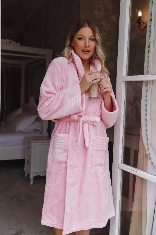 luxurious-ladies-baby-pink-robe